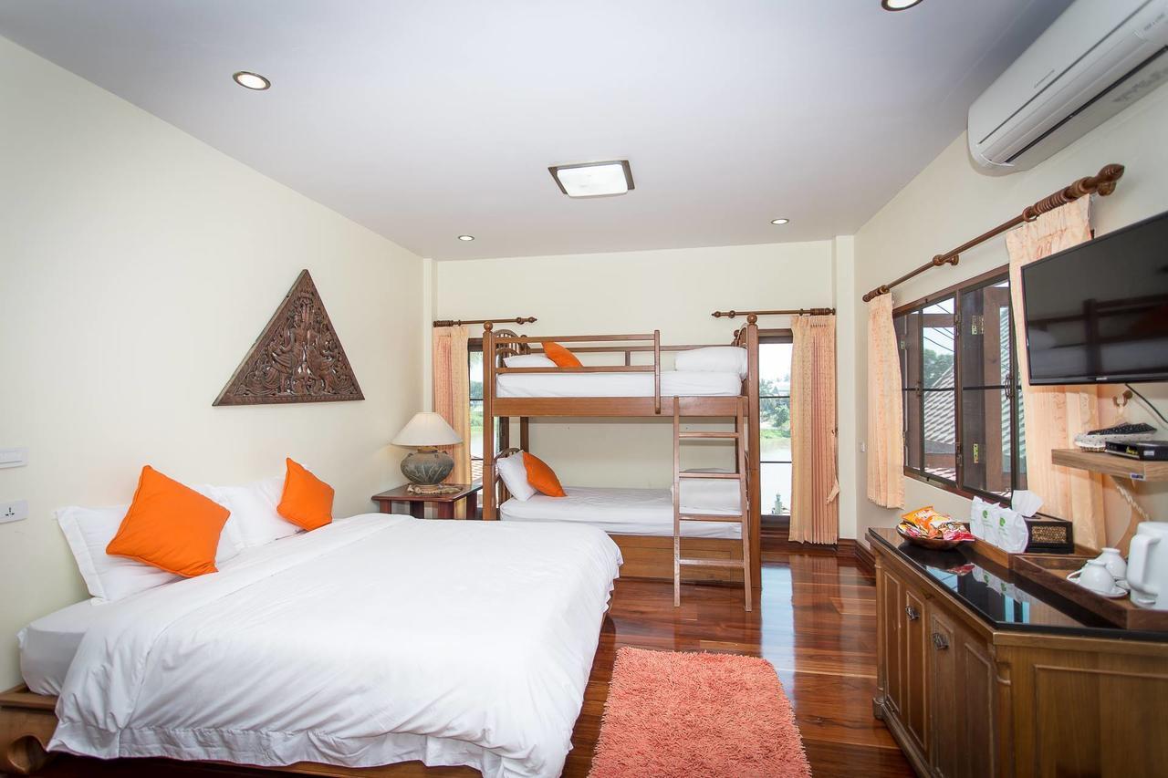 Thararin Villa Ban Doem Bang Habitación foto