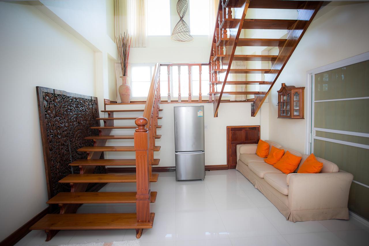 Thararin Villa Ban Doem Bang Exterior foto